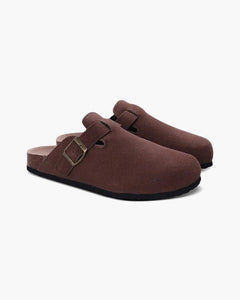 Suede clogs