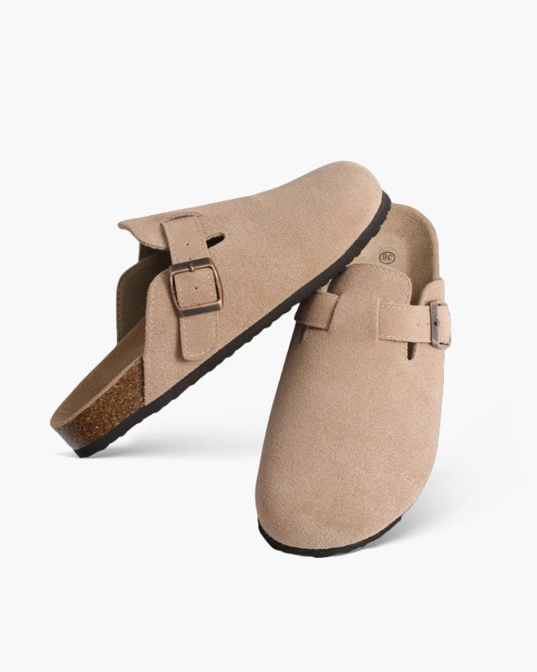 Suede clogs